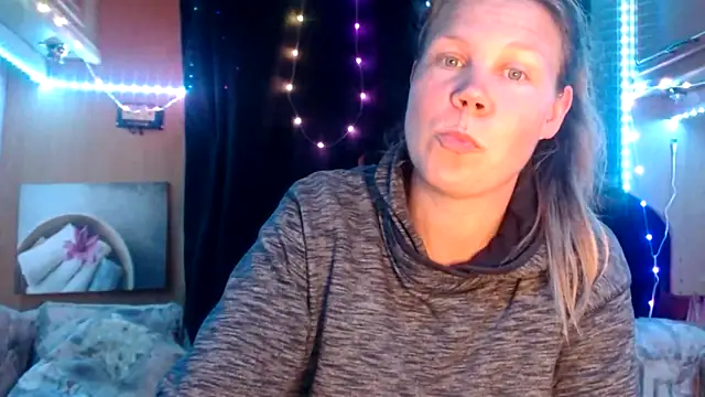 CallMeMaria online show from February 27, 2025, 8:31 pm