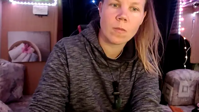 CallMeMaria online show from March 14, 2025, 2:30 pm