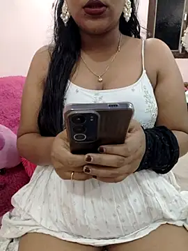 priya 00143 online show from April 17, 2026, 5:27 pm