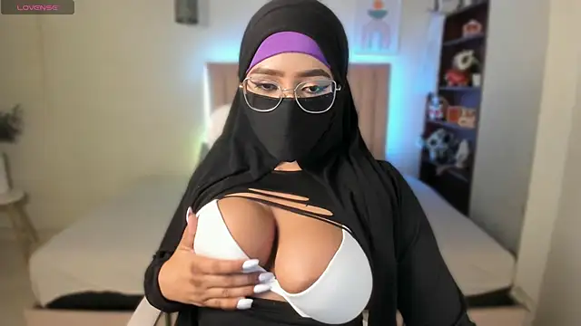 Sasha Anaan online show from February 19, 2026, 4:31 am