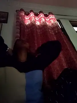 Hotty-Nidhi online show from January 14, 2026, 4:05 am