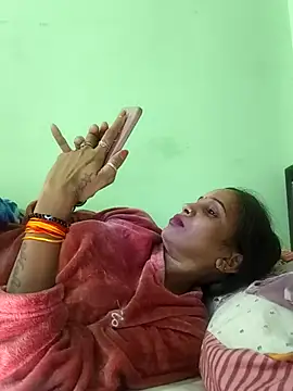 Hotty-Nidhi online show from November 25, 2025, 3:56 pm