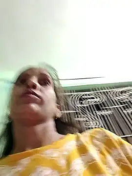 Snapshot of Hotty-Nidhi chatting on June 16, 2026, 4:29 pm Hotty-Nidhi online show from June 16, 2026, 4:29 pm