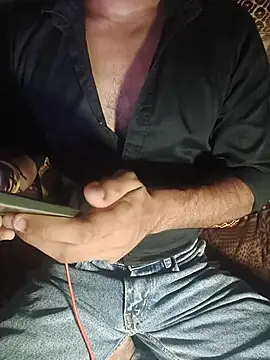 Snapshot of HARSHHU01 chatting on July 31, 2026, 5:32 pm HARSHHU01 online show from July 31, 2026, 5:32 pm