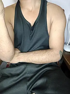 Snapshot of HARSHHU01 chatting on January 13, 2026, 5:28 pm HARSHHU01 online show from January 13, 2026, 5:28 pm