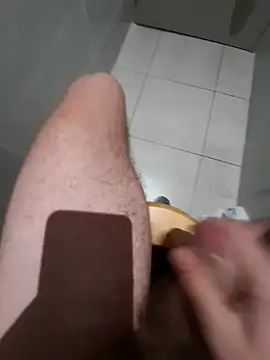 Snapshot of perpignan6659 chatting on December 5, 2025, 3:21 pm perpignan6659 online show from December 5, 2025, 3:21 pm