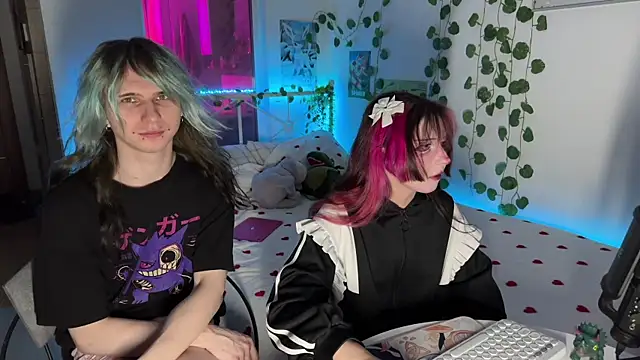Snapshot of h3ntai_baby chatting on June 1, 2026, 5:45 pm h3ntai baby online show from June 1, 2026, 5:45 pm