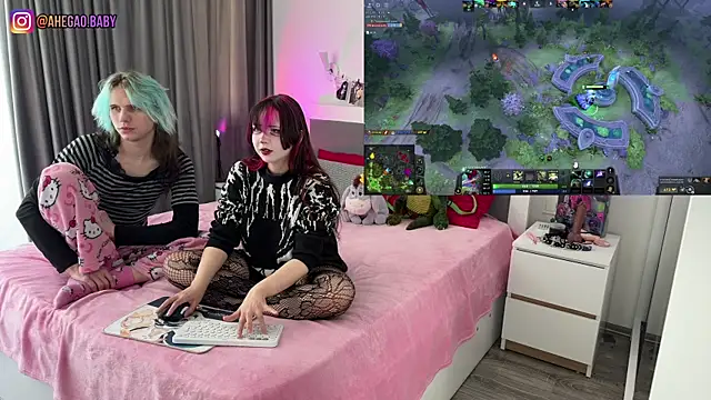 Snapshot of h3ntai_baby chatting on April 26, 2026, 9:17 am h3ntai baby online show from April 26, 2026, 9:17 am