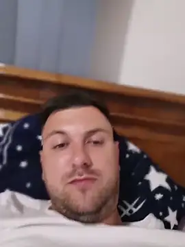 hugedickedd online show from June 6, 2026, 9:42 pm