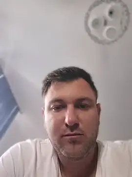 hugedickedd online show from June 1, 2026, 9:53 am