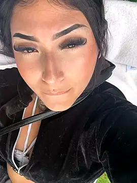 Snapshot of Lilith_Thompson chatting on November 10, 2025, 8:25 pm Lilith Thompson online show from November 10, 2025, 8:25 pm