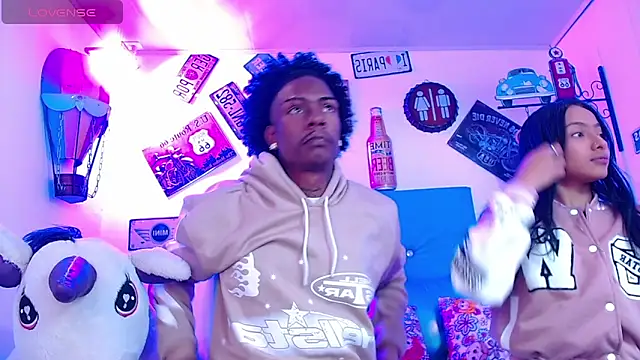 lili roussi online show from September 9, 2025, 3:27 am