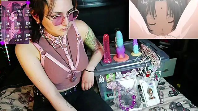 Snapshot of Devil_And_Princess chatting on June 19, 2026, 1:55 am Devil And Princess online show from June 19, 2026, 1:55 am