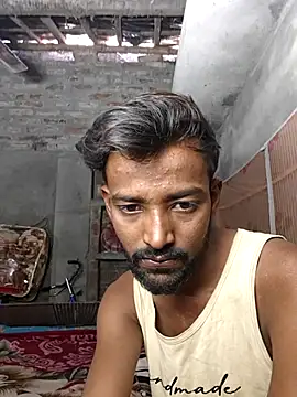 India HOT23 online show from November 27, 2025, 4:35 am