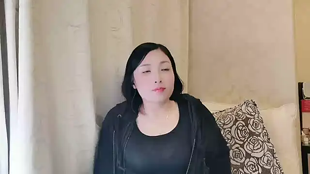 Snapshot of Rachel-6600 chatting on December 22, 2025, 3:45 pm Rachel-6600 online show from December 22, 2025, 3:45 pm