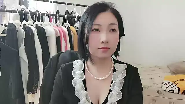 Snapshot of Rachel-6600 chatting on January 6, 2026, 1:53 am Rachel-6600 online show from January 6, 2026, 1:53 am