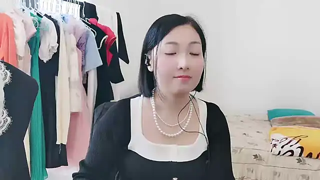 Snapshot of Rachel-6600 chatting on December 1, 2025, 4:35 am Rachel-6600 online show from December 1, 2025, 4:35 am