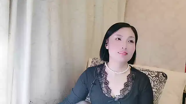 Snapshot of Rachel-6600 chatting on November 12, 2025, 4:00 pm Rachel-6600 online show from November 12, 2025, 4:00 pm