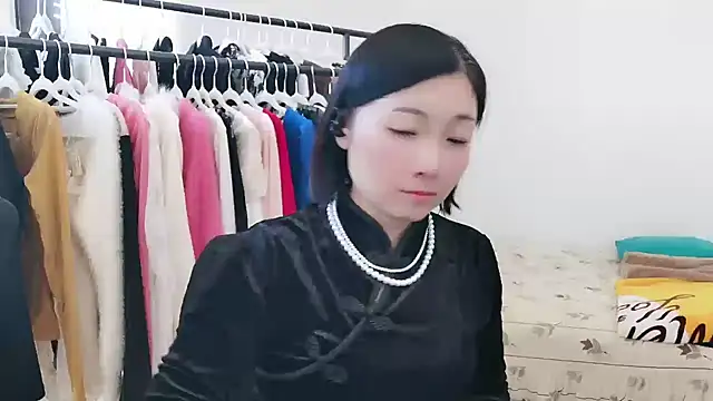 Snapshot of Rachel-6600 chatting on December 18, 2025, 3:11 am Rachel-6600 online show from December 18, 2025, 3:11 am