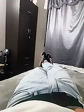 Snapshot of Andy-rtg chatting on March 16, 2025, 11:37 pm Andy-rtg online show from March 16, 2025, 11:37 pm