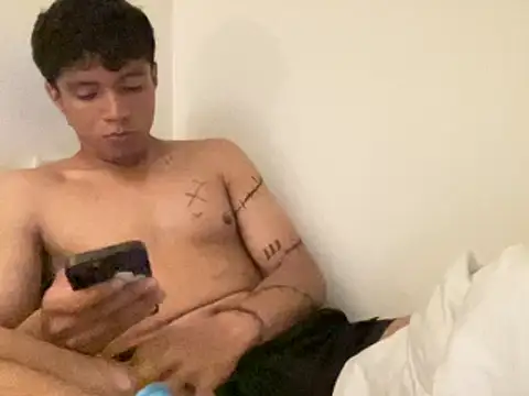 Snapshot of steve_2307 chatting on December 1, 2025, 8:32 pm steve 2307 online show from December 1, 2025, 8:32 pm