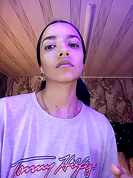 Snapshot of AshleyVega01 chatting on March 20, 2025, 2:10 pm AshleyVega01 online show from March 20, 2025, 2:10 pm