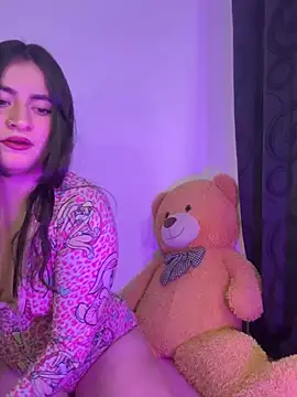 Snapshot of HADARA__ chatting on March 13, 2025, 4:38 am HADARA online show from March 13, 2025, 4:38 am