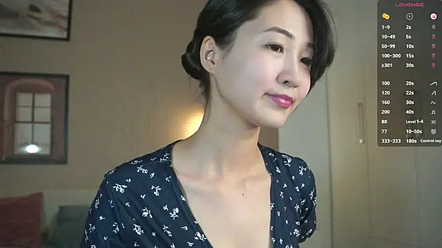 Snapshot of SeulBi chatting on December 19, 2025, 2:19 pm SeulBi online show from December 19, 2025, 2:19 pm