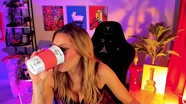 SarahAlluring online show from December 22, 2025, 12:38 pm