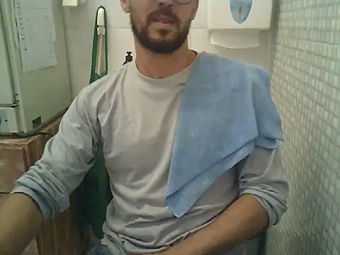 pdasgyn online show from February 4, 2026, 6:03 pm