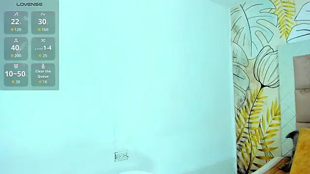 Snapshot of sexyvioletvalerious chatting on February 5, 2026, 7:48 am sexyvioletvalerious online show from February 5, 2026, 7:48 am