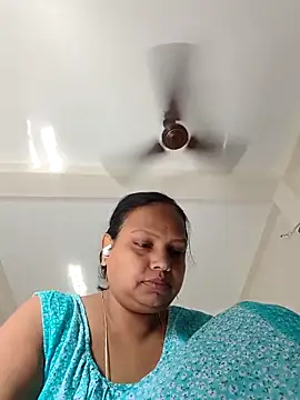 Snapshot of Arohi35 chatting on September 9, 2025, 3:27 am Arohi35 online show from September 9, 2025, 3:27 am