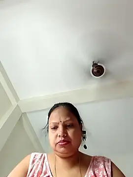 Snapshot of Arohi35 chatting on September 14, 2025, 2:34 am Arohi35 online show from September 14, 2025, 2:34 am