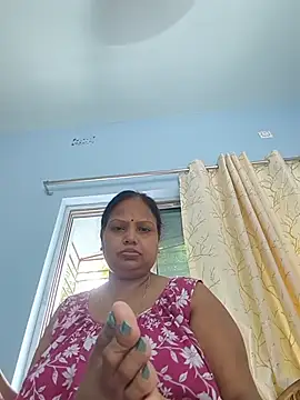 Snapshot of Arohi35 chatting on June 22, 2026, 1:44 am Arohi35 online show from June 22, 2026, 1:44 am