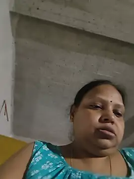 Snapshot of Arohi35 chatting on May 23, 2026, 2:38 pm Arohi35 online show from May 23, 2026, 2:38 pm