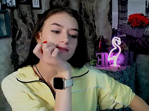 Snapshot of LanaTey chatting on October 12, 2025, 11:00 am LanaTey online show from October 12, 2025, 11:00 am