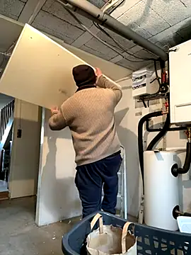 Snapshot of billybib83 chatting on November 14, 2025, 12:42 pm billybib83 online show from November 14, 2025, 12:42 pm