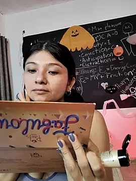 Guadalupe Lopez online show from October 31, 2025, 10:34 am