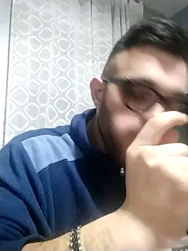 Snapshot of Francescodicristina44 chatting on February 10, 2026, 3:16 am Francescodicristina44 online show from February 10, 2026, 3:16 am