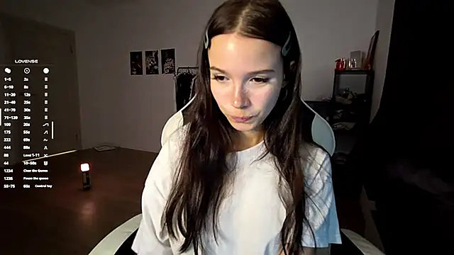 MayAgard online show from October 31, 2025, 7:43 pm