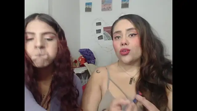 Snapshot of nicky_andcamil chatting on November 21, 2025, 10:53 pm nicky andcamil online show from November 21, 2025, 10:53 pm