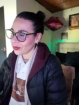 mia velvet1 online show from February 25, 2026, 2:39 pm