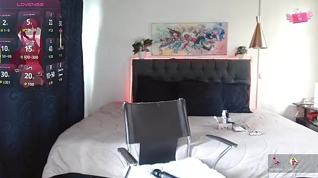 mia velvet1 online show from November 14, 2025, 1:37 pm