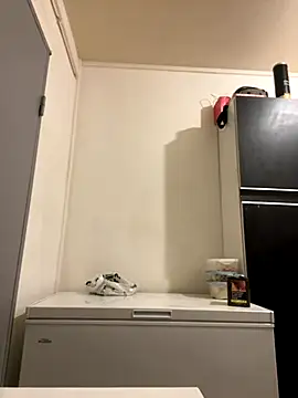 Hugo34bg online show from November 8, 2025, 2:59 am