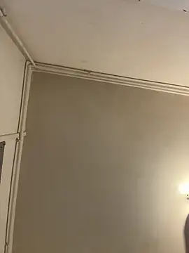 Hugo34bg online show from April 24, 2026, 4:58 am