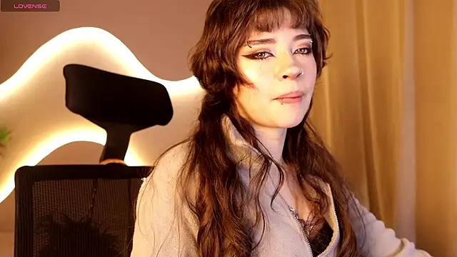 Miyuki wolf online show from March 4, 2026, 8:38 pm