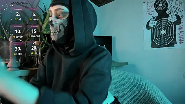 Snapshot of cos_operator chatting on September 26, 2025, 6:04 pm cos operator online show from September 26, 2025, 6:04 pm