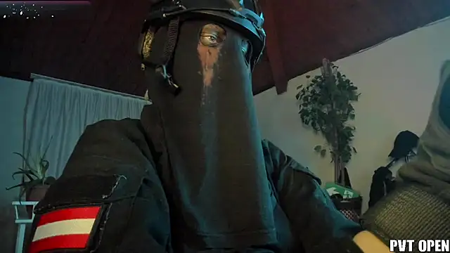 Snapshot of cos_operator chatting on February 19, 2026, 8:17 pm cos operator online show from February 19, 2026, 8:17 pm