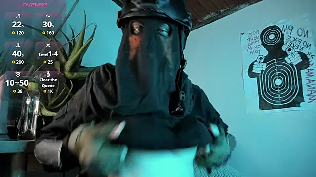 Snapshot of cos_operator chatting on September 25, 2025, 6:25 pm cos operator online show from September 25, 2025, 6:25 pm