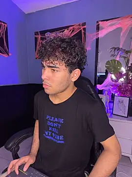 LucasCarterr  online show from October 29, 2025, 4:11 am